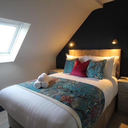 The Dutch Tulip Hostel Mallow Exterior photo